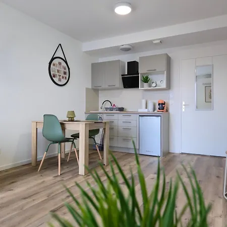 Apartment 303 - Refait A Neuf *